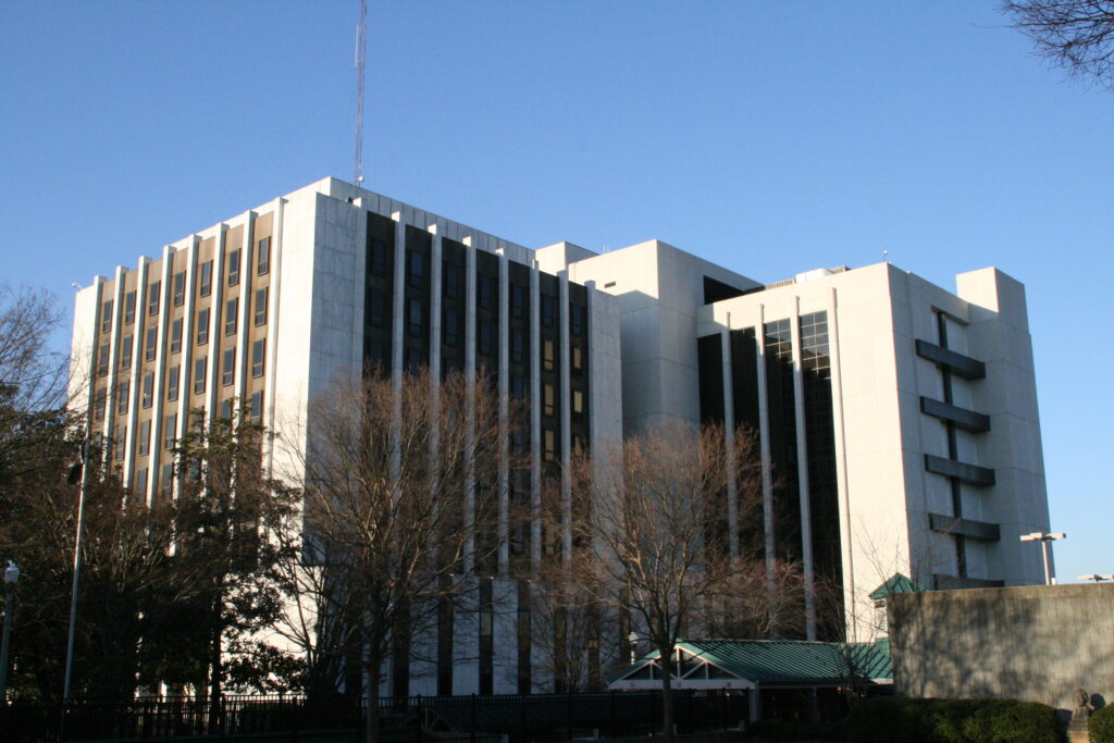 DeKalb County Courthouse