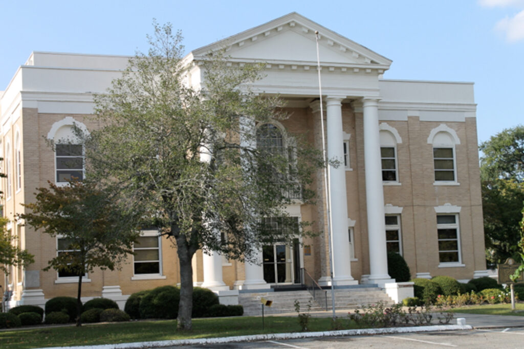 Dodge County Courthouse