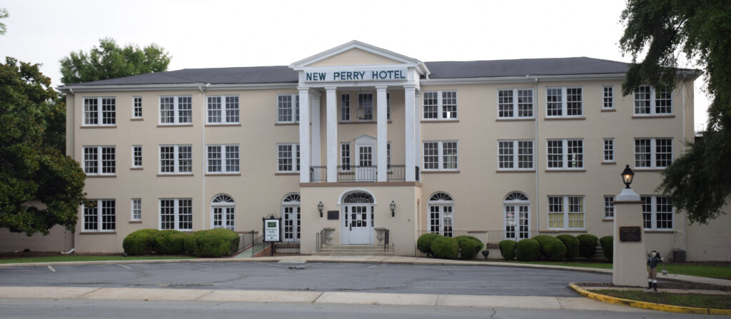 New Perry Hotel