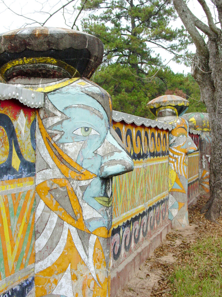 Wall of Faces, Pasaquan